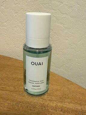 Ouai Santorini Mist with Honeysuckle and Peach